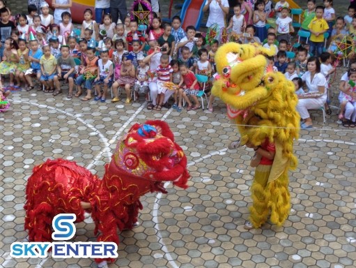 lam-cach-nao-de-to-chuc-chuong-trinh-trung-thu-dac-sac 3